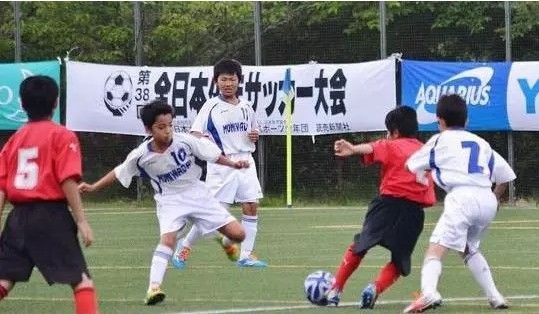 问鼎娱乐app- 克罗托内青年队创纪录连胜，足球学院模式备受赞誉  