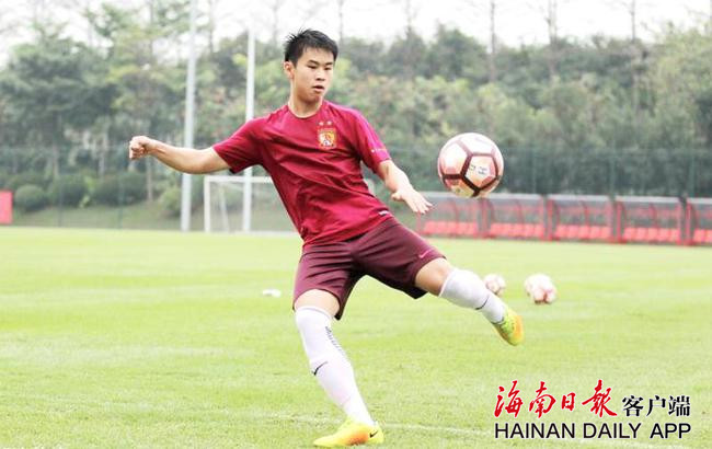 问鼎娱乐app- 兰斯,青训,成果,丰硕,三名,小将,入选,一线队  